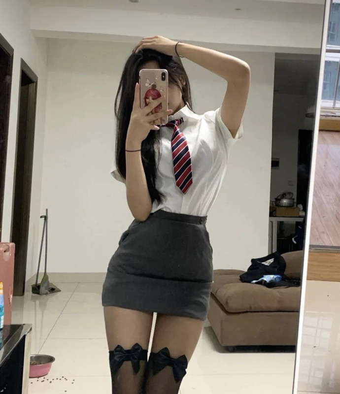 保定美术学院的妹子